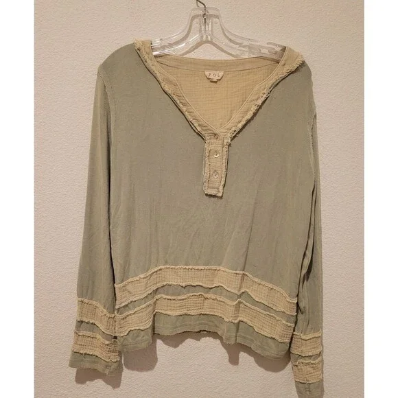 Nwot POL Ribbed Long Sleeve Henley Shirt Top Green Distressee Oversized Small - Picture 3 of 11